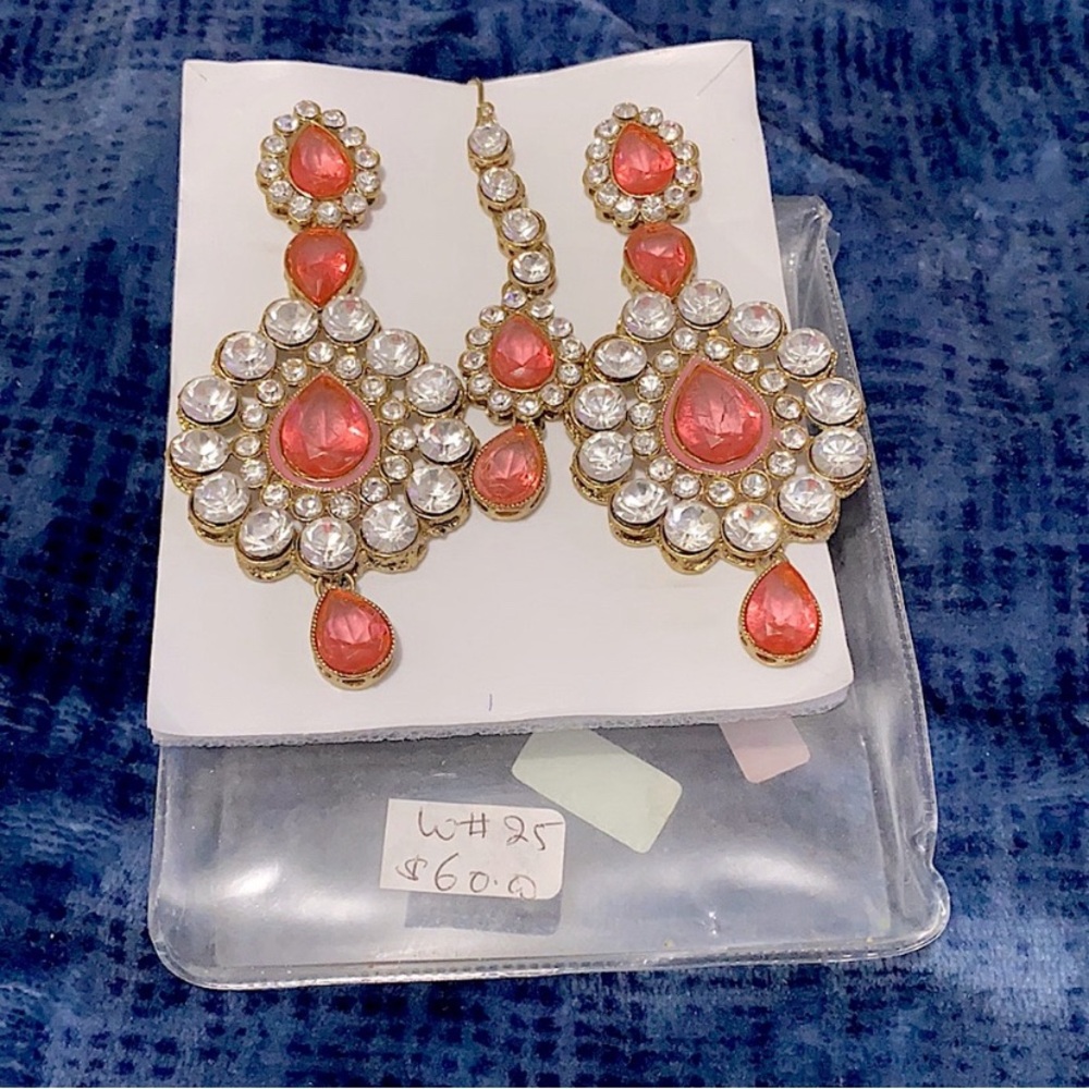 Elegant Gold and Pink Earrings and Bindi Set